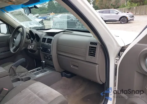 2007 Dodge Nitro Sxt from USA, damaged, VIN 1D8GU28KX7W730057